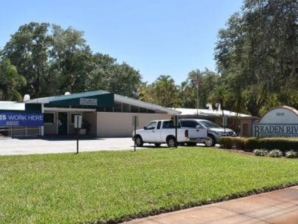 More details emerge on COVID-19 nursing home deaths