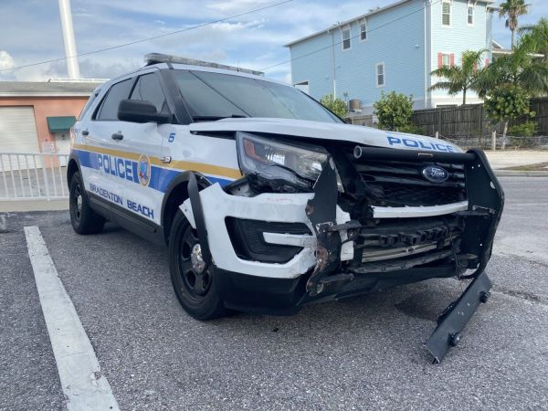 Bradenton Beach officer involved in crash