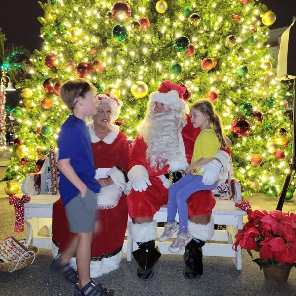 Holiday merriment takes over Bridge Street