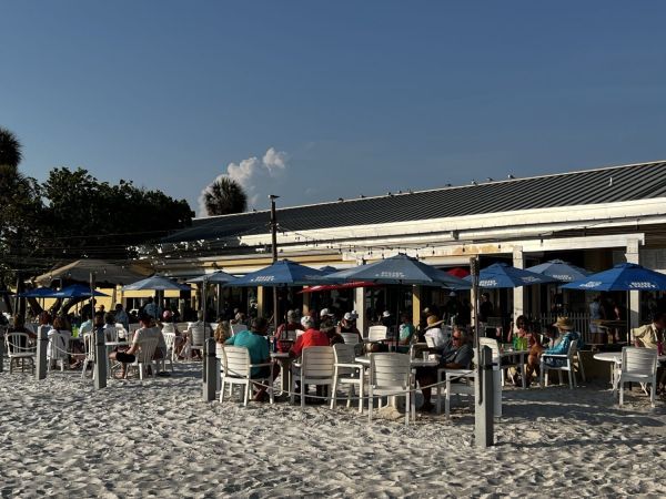 Beach parking garage gets design funding