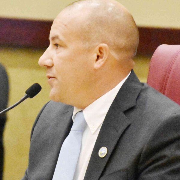 Holmes Beach mayor declines Van Ostenbridge's meeting request