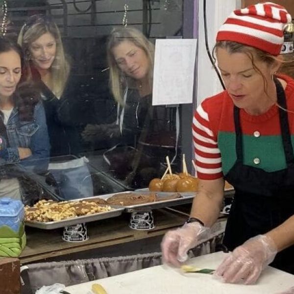 Candy canes take center stage on Bridge Street