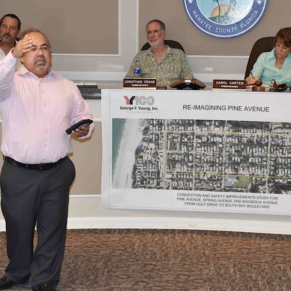 Citizens weigh in on Reimagining Pine Avenue