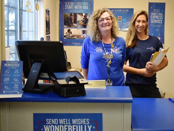 Temporary post office now a full-service facility