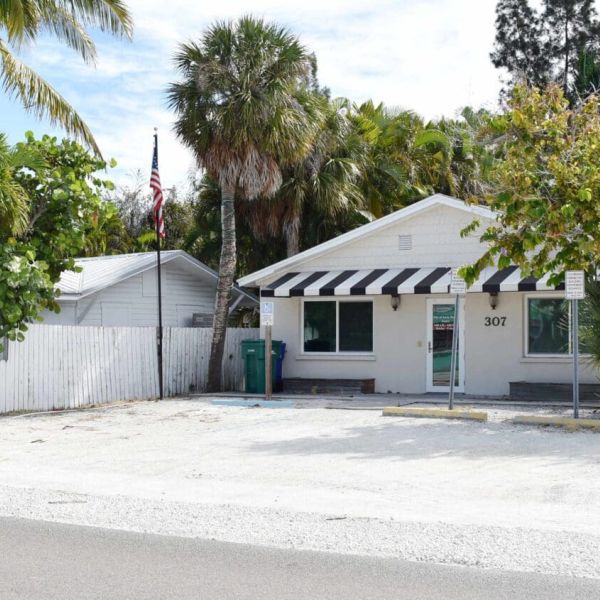 City purchasing leased annex building