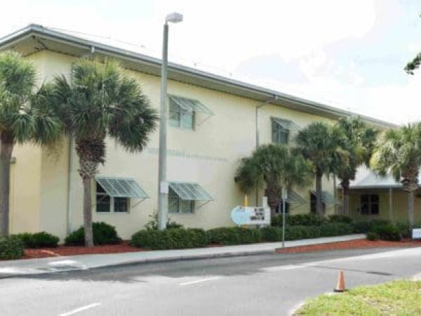 School reopening plan requires mandatory face coverings