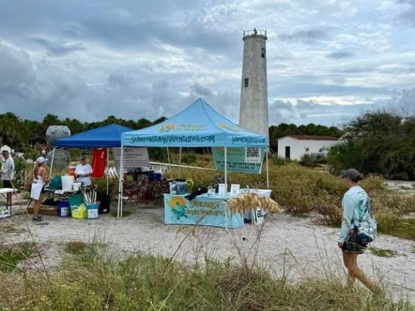 Volunteers clean up Egmont Key
