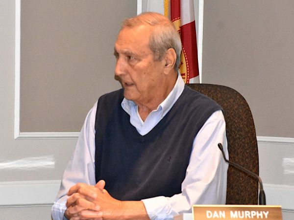 Mayor proposes negotiation, not war, with state legislators