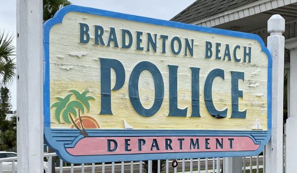 Bridge Street arrest ties up police for hours