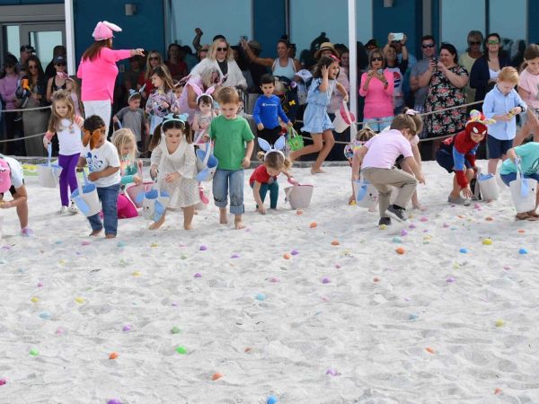 Moose kids enjoy Easter egg hunt