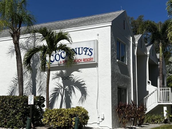 Coconuts owner faces off with city code officers