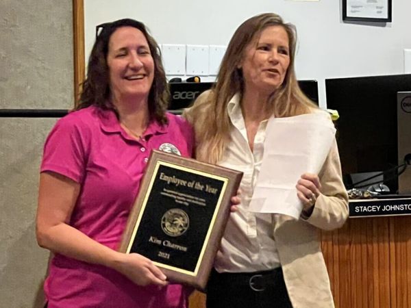 City recognizes outstanding community service