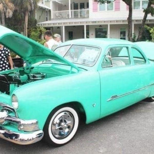 Bayfest green car
