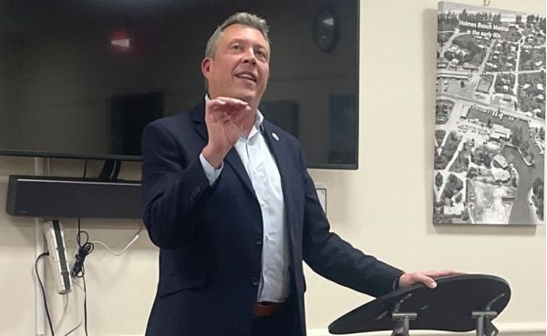 Bradenton Beach permitting issues prompt home rule discussion