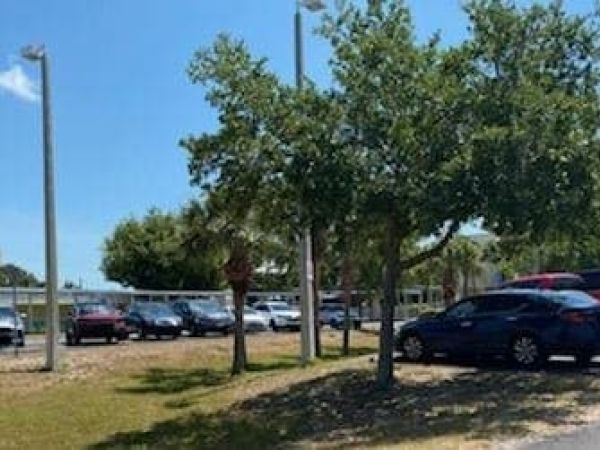 Memorial Day weekend parking sparks drama in Holmes Beach
