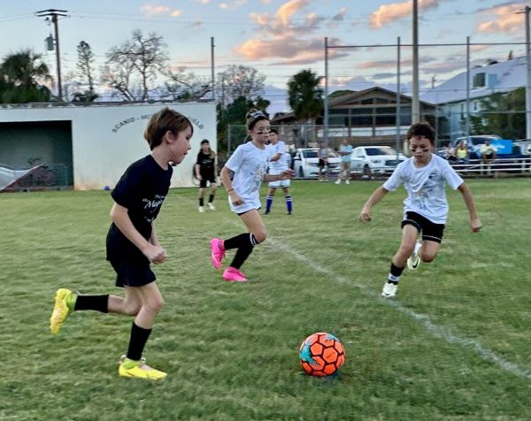 Moss Builders undefeated