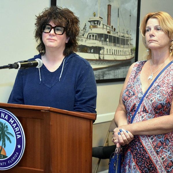 Craft fair prompts CBD sales discussion