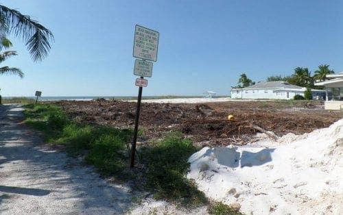 Holmes Beach 47th lot clear