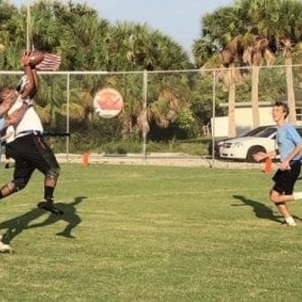 Family and friends on the gridiron: Gulfview bests Moss Builders