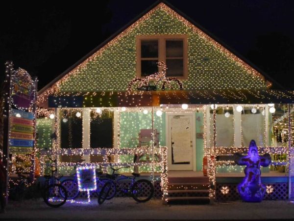 Bright Holiday Lights contest winners celebrated