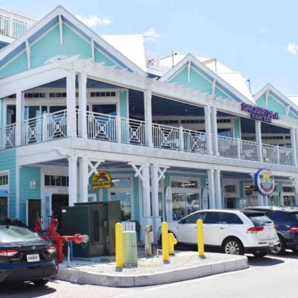 Daiquiri Deck manager pleads not guilty to grand theft