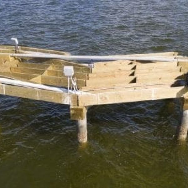 Barge damages new Anna Maria City Pier