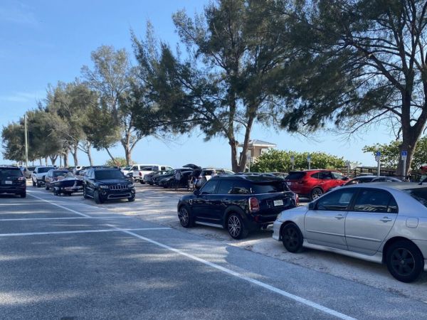 Illegal parking in Bradenton Beach becoming a big problem