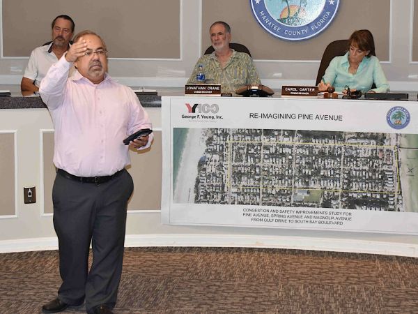 Citizens weigh in on Reimagining Pine Avenue