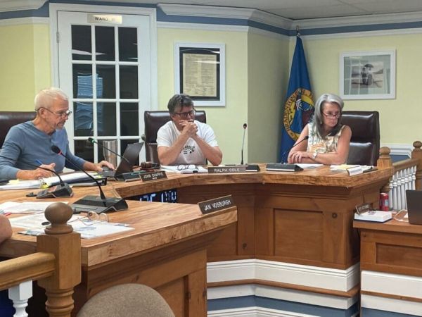 Commissioners deny bids for paid parking