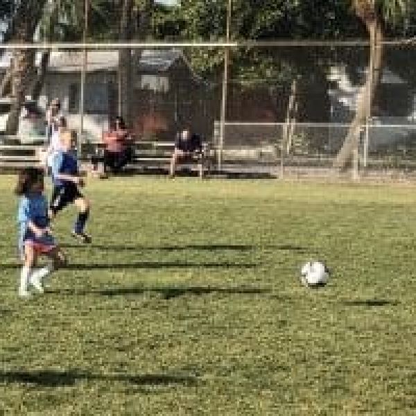 No bumming around at the Beach Bums soccer clinic