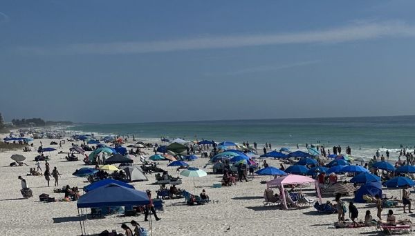 April brings big crowds, heavy traffic