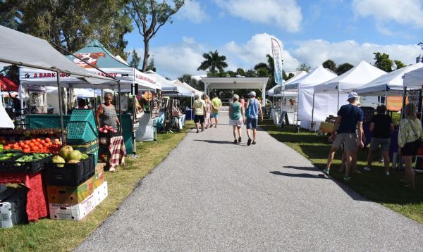 Community Farmers Market opens in new location