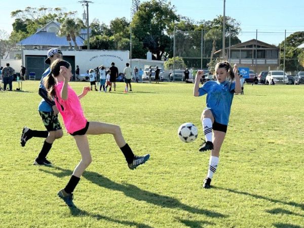 Team Gulf Drive Caf&eacute; still undefeated