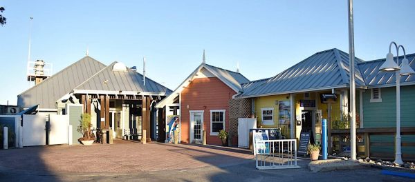 Oyster Bar plans enhancements for it's pier location