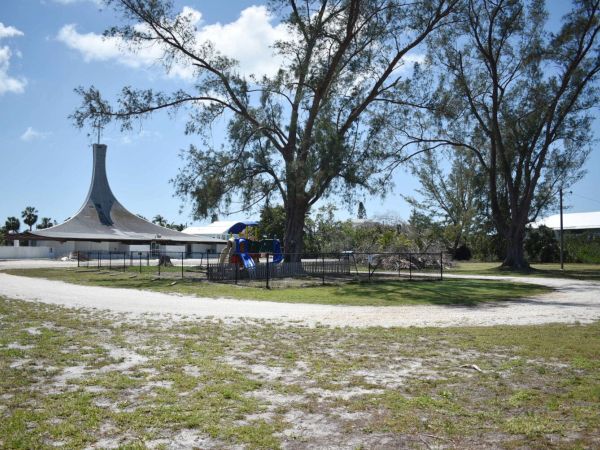 City officials discuss Gloria Dei purchase