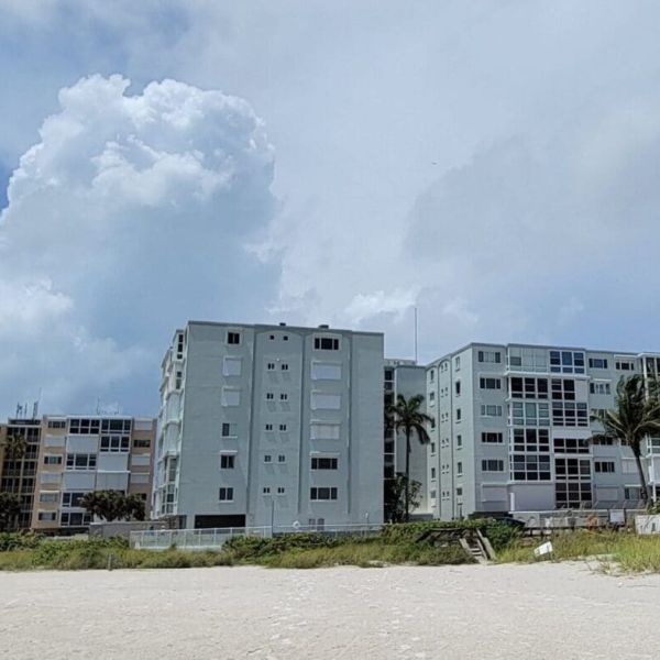 Island building owners warned to investigate structural issues