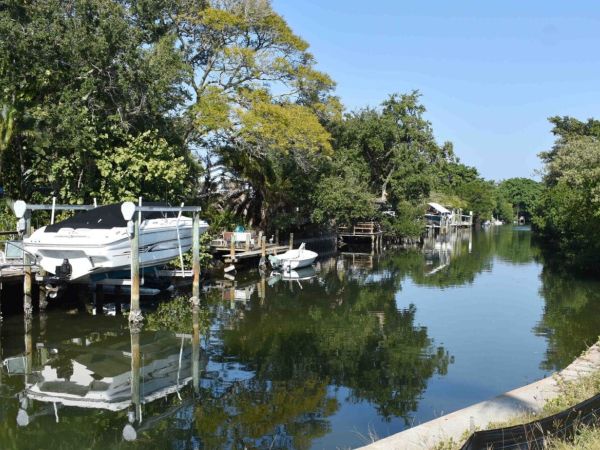 Canal-related residential dock dispute lingers on