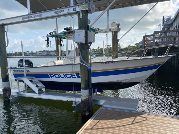 Bradenton Beach Police crack down on derelict boats