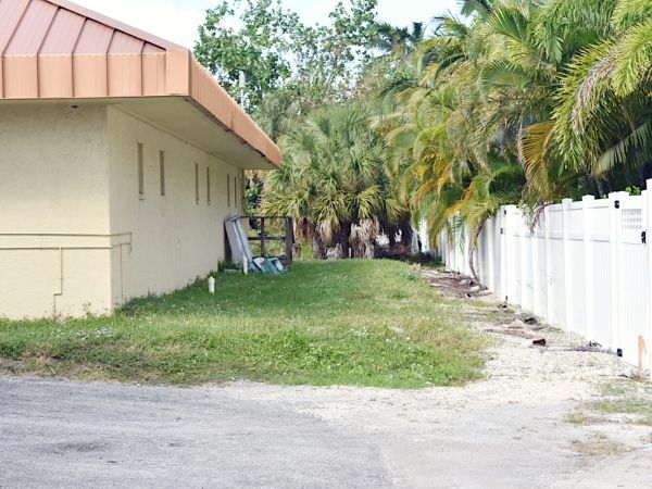 City wants to reestablish obstructed alleys