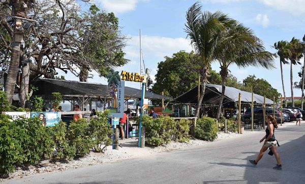 Expanded outdoor seating extended, live music allowed