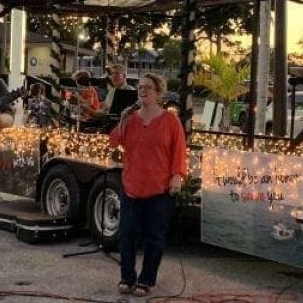 chamber tree lighting music