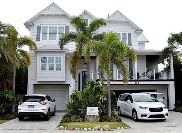 Vacation rental legislation awaits DeSantis&rsquo; decision