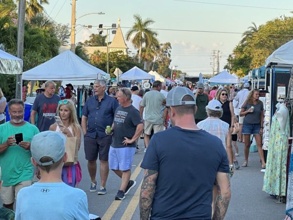 Bayfest rocks Pine Avenue