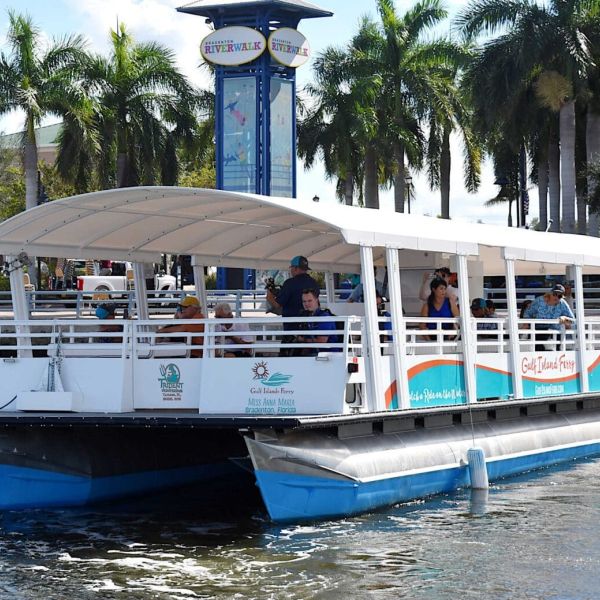 Gulf Island Ferry service delayed