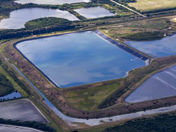 More leaks appear at Piney Point