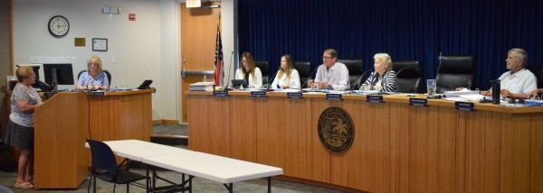 Residents consider initiating consolidation referendum