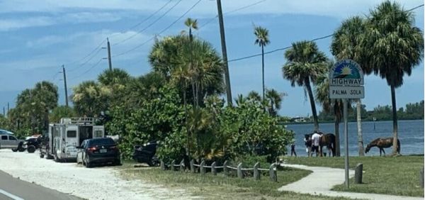 Scenic Highway CME talks horses on the causeway