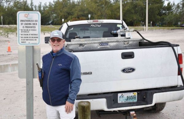 Tour boat refueling operations debated