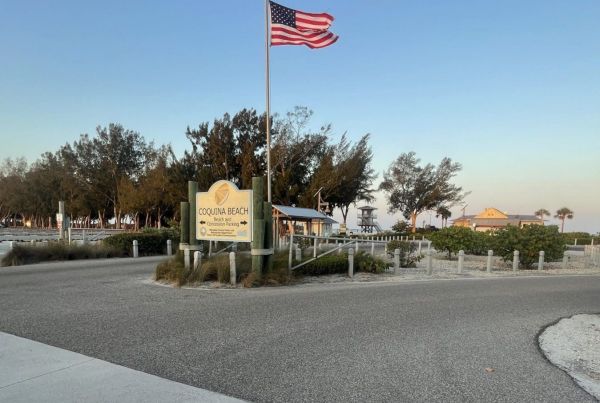 Longboat Key officials suggest traffic flow options for Coquina Beach