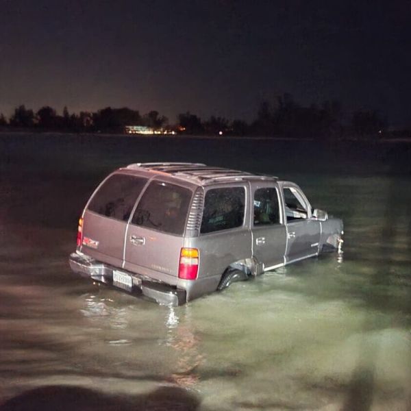 Police searching for driver after 100 mph beach pursuit